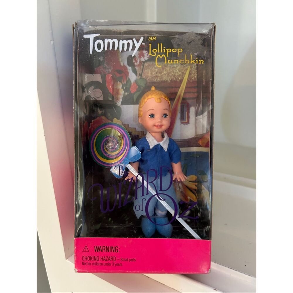 Wizard Oz Barbie Doll Figure Mattel NIB box 1999 Munchkin Lollipop Guild lolly